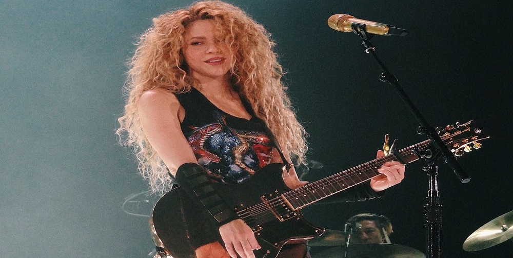 El Dorado World Tour Shakira regressa a Paris, France com Je L'aime a Mourir