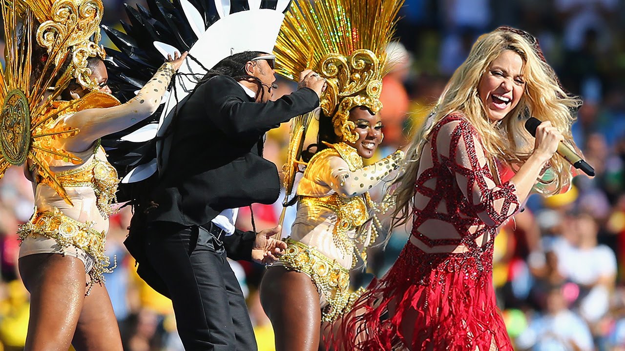 Há 4 anos, Shakira se apresentou no encerramento da Copa do Mundo Brasil 2014