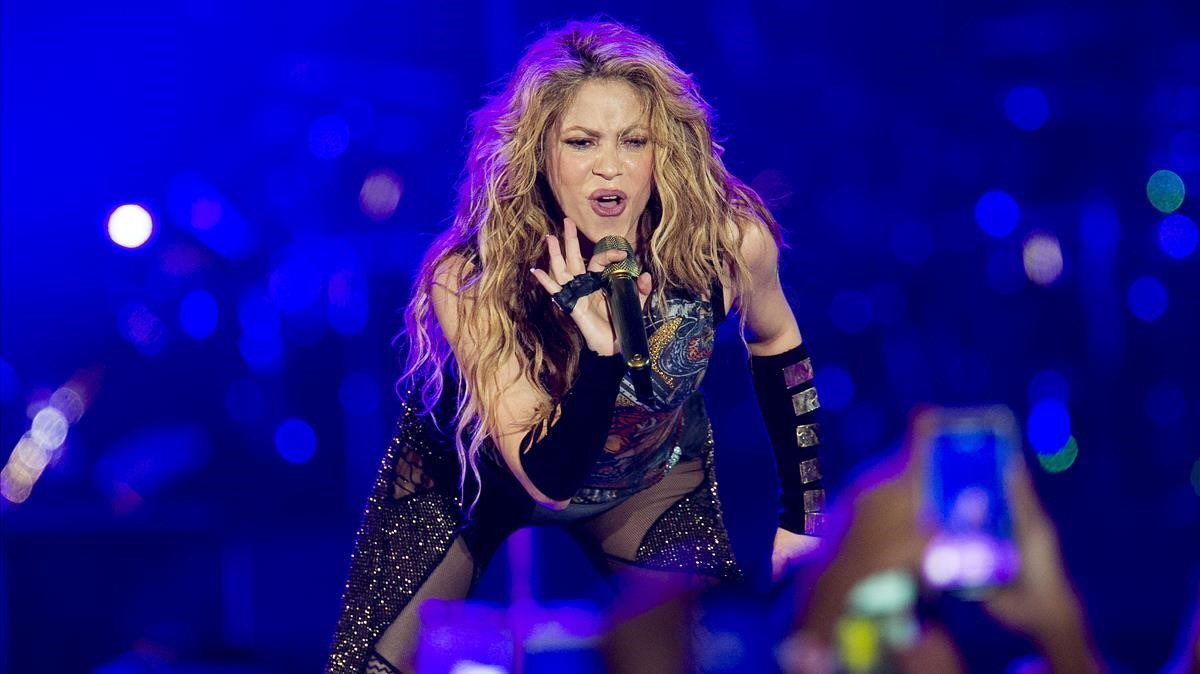 Shakira poderá ganhar escultura de Botero na Colômbia