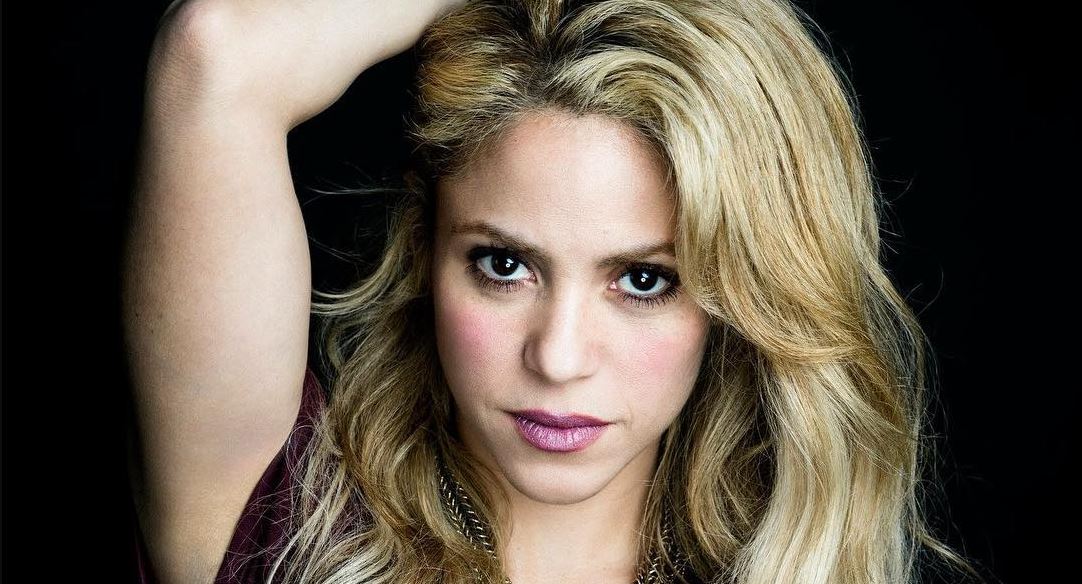 Após reparo de suposta falha no avião, Shakira deixa Barranquilla