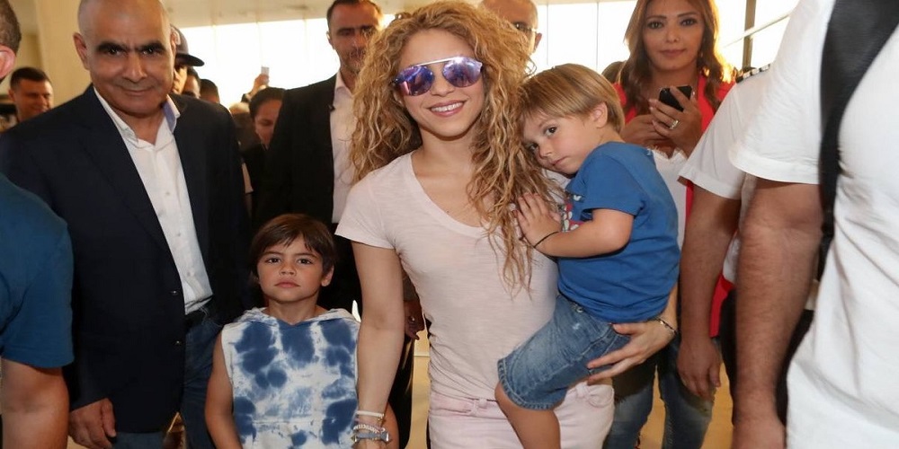 Shakira, Milan e Sasha chegam ao Líbano para o Cedars Festival em Bsharri