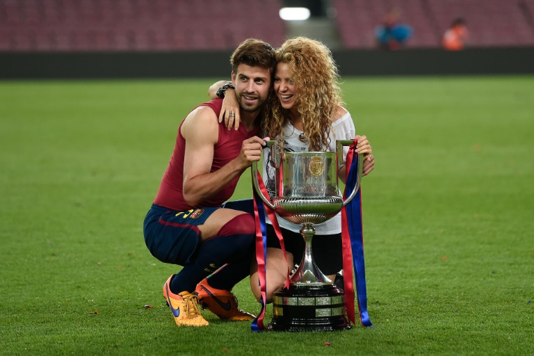 Shakira deixa mensagem a Gerard Piqué após seu adeus à seleção espanhola