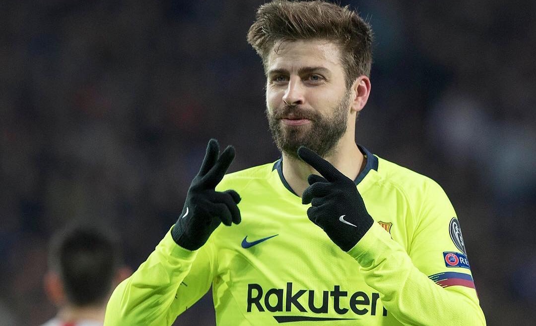 Piqué dedica gol a Shakira pela Champions League