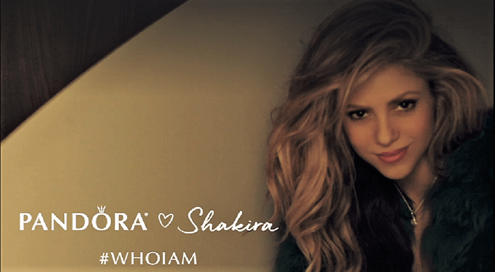 Shakira é a estrela de novo comercial da Pandora: Artista, Mulher e Mãe