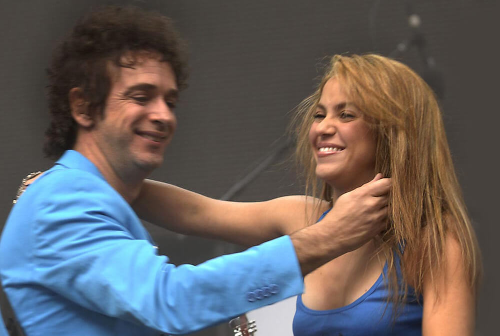 Shakira homenageia a banda “Soda Stereo”