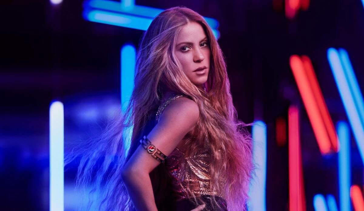 Shakira é sucesso no YouTube