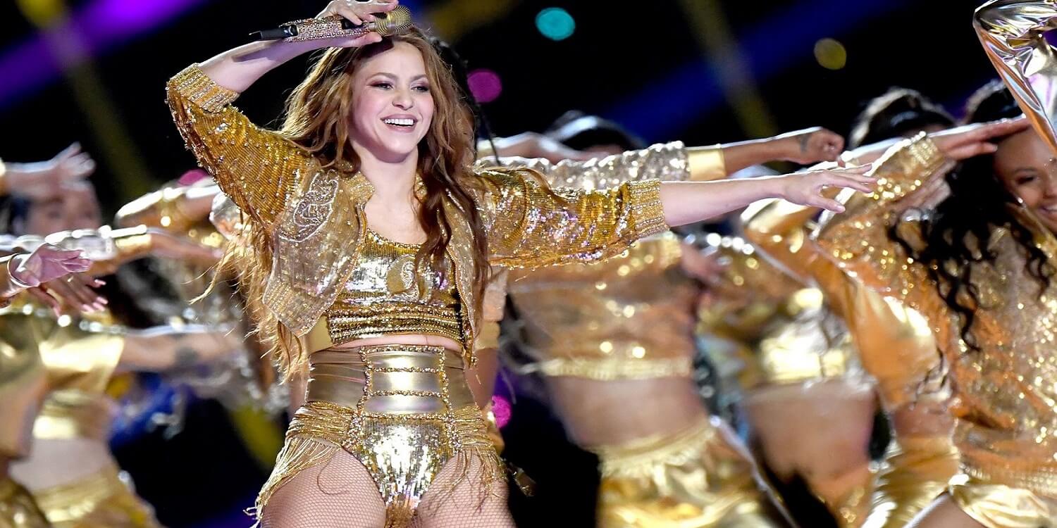 Conheça Shakira pessoalmente e leve a jaqueta do Super Bowl para casa #AllInChallenge