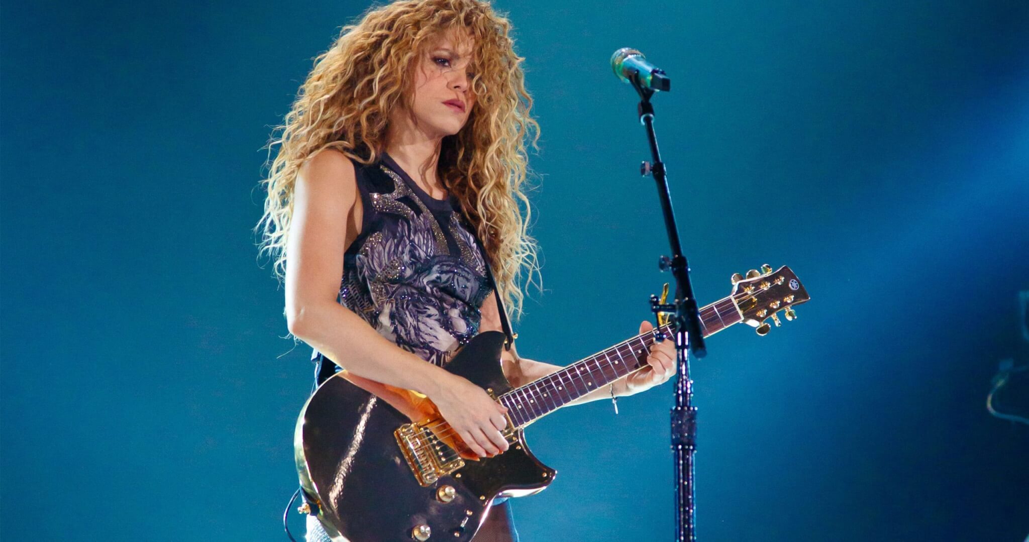 Há 1 ano, estreava o filme/documentário Shakira In Concert: EDWT