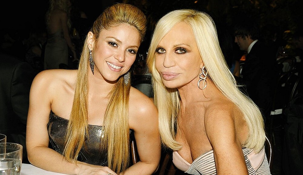 Donatella Versace elogia Shakira no Instagram: La Reina Colombiana