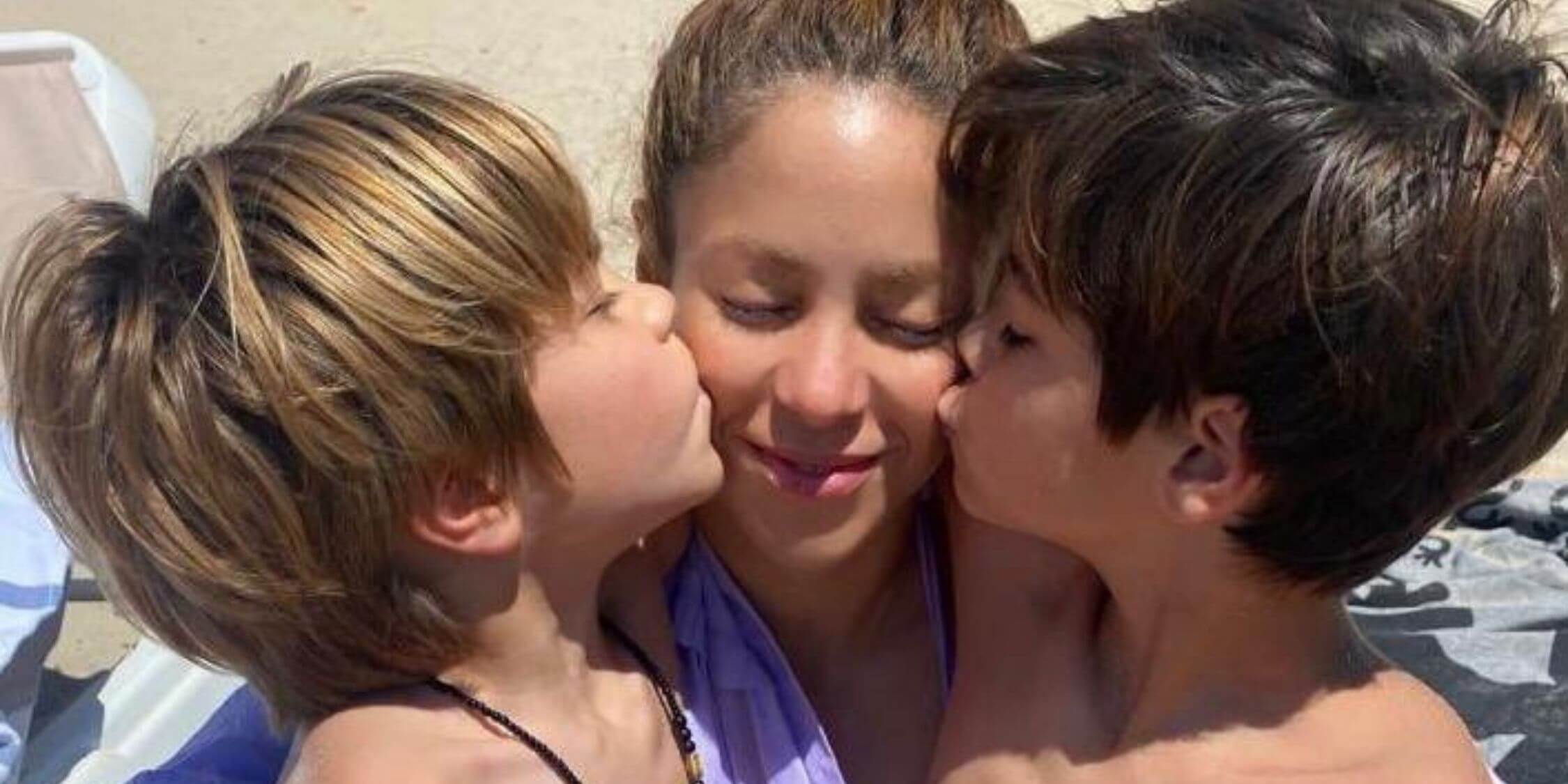 Dia das Mães: Shakira compartilha linda imagem com Milan e Sasha