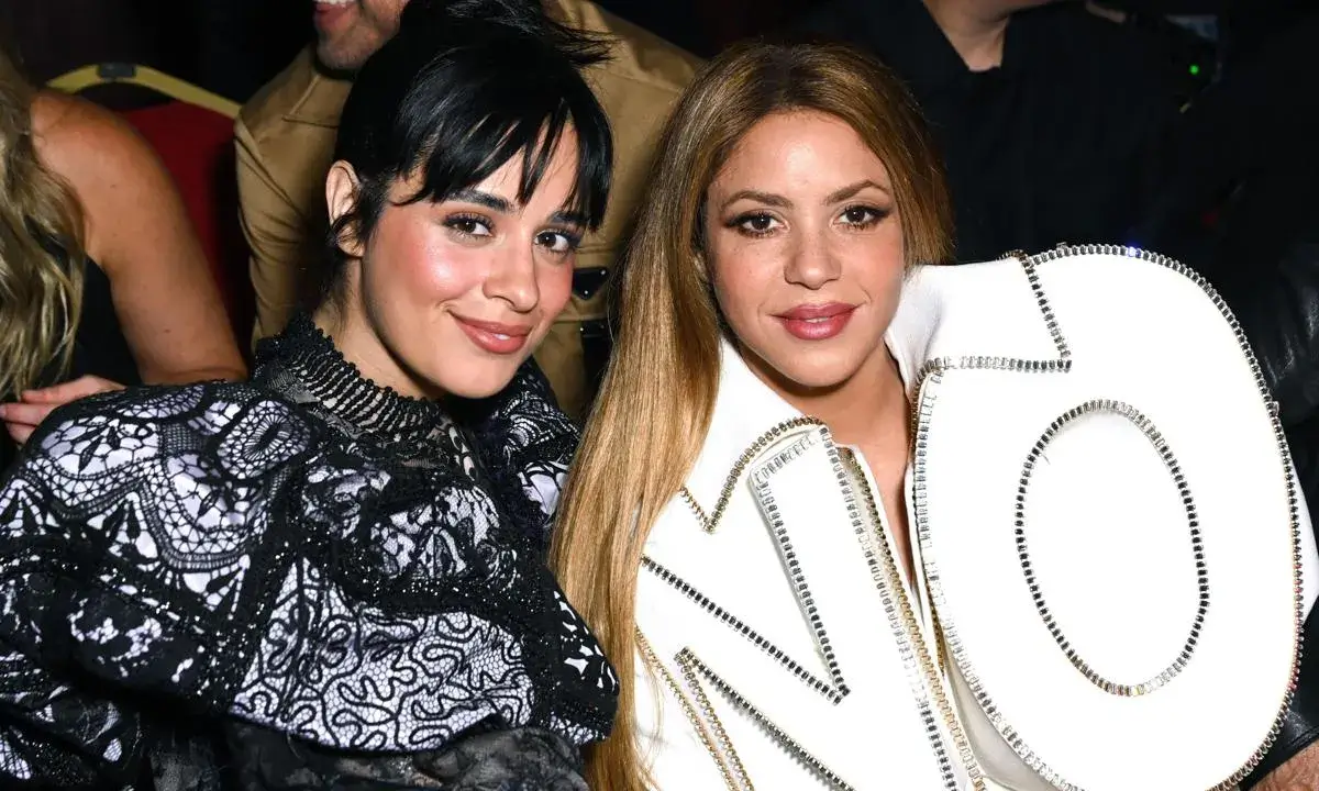 Shakira e Camila Cabello em Paris